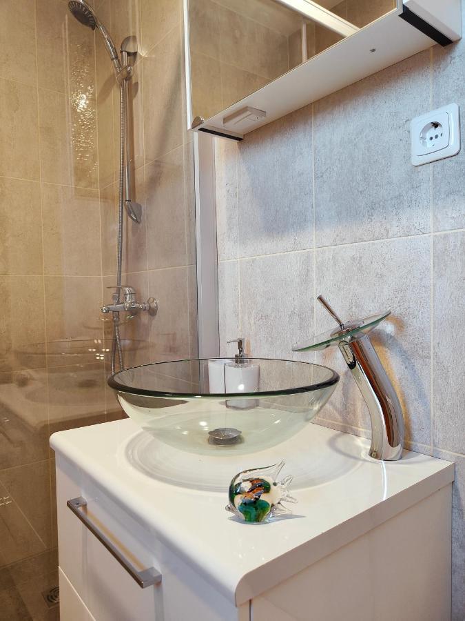 Green Hill Valley Apartments Каунас Екстериор снимка