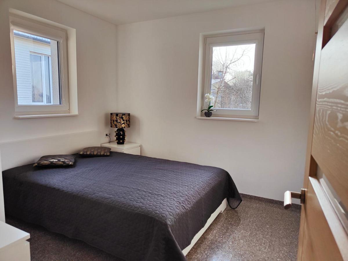 Green Hill Valley Apartments Каунас Екстериор снимка