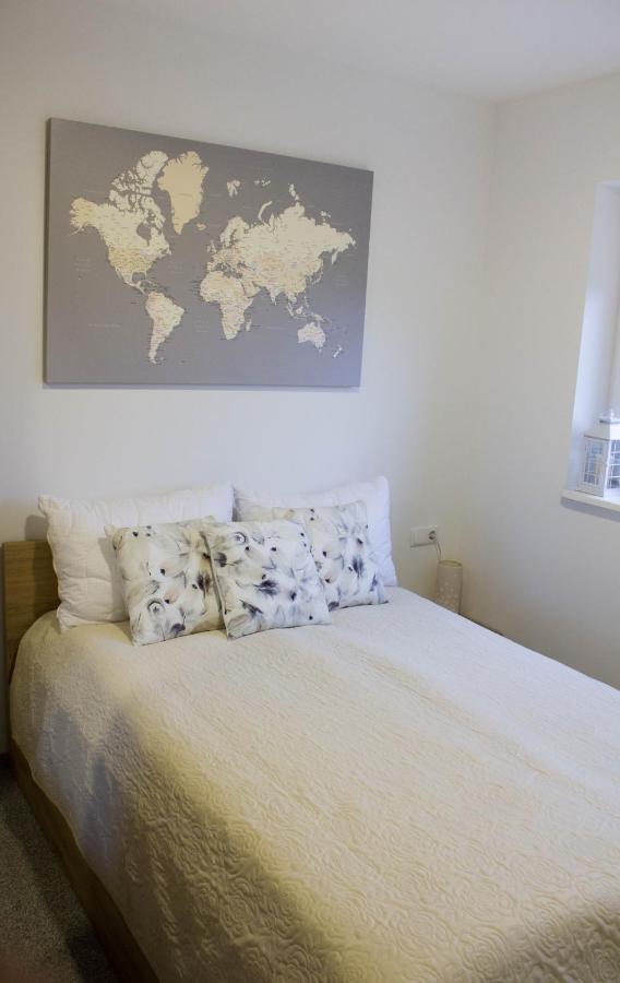 Green Hill Valley Apartments Каунас Екстериор снимка