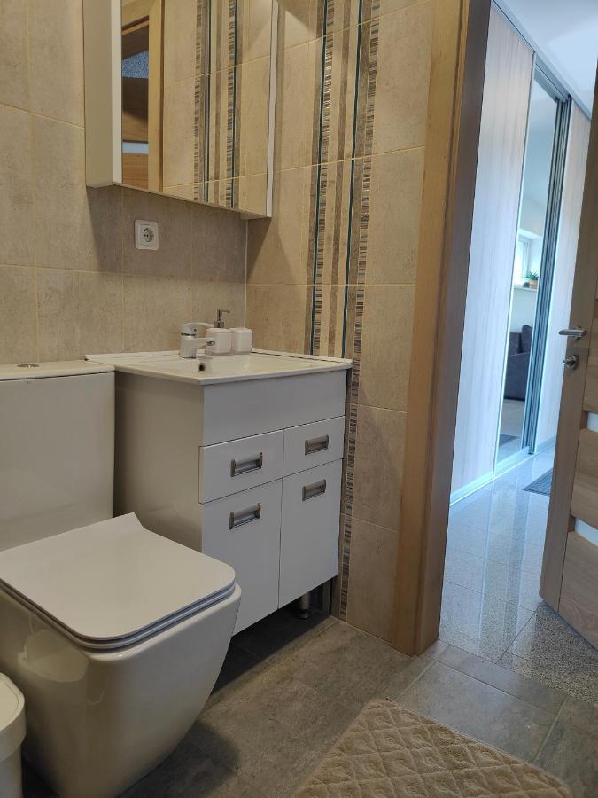 Green Hill Valley Apartments Каунас Екстериор снимка