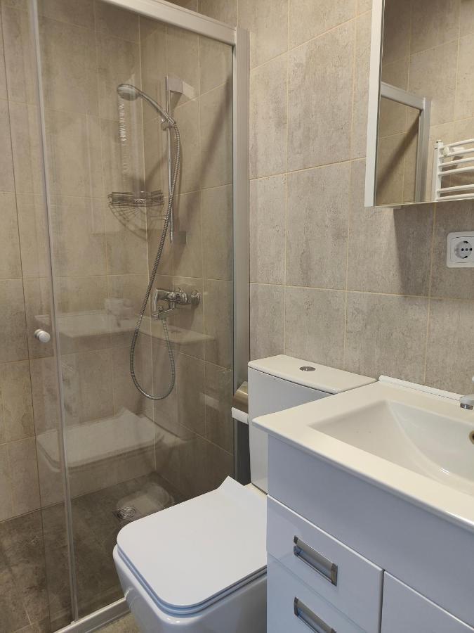 Green Hill Valley Apartments Каунас Екстериор снимка