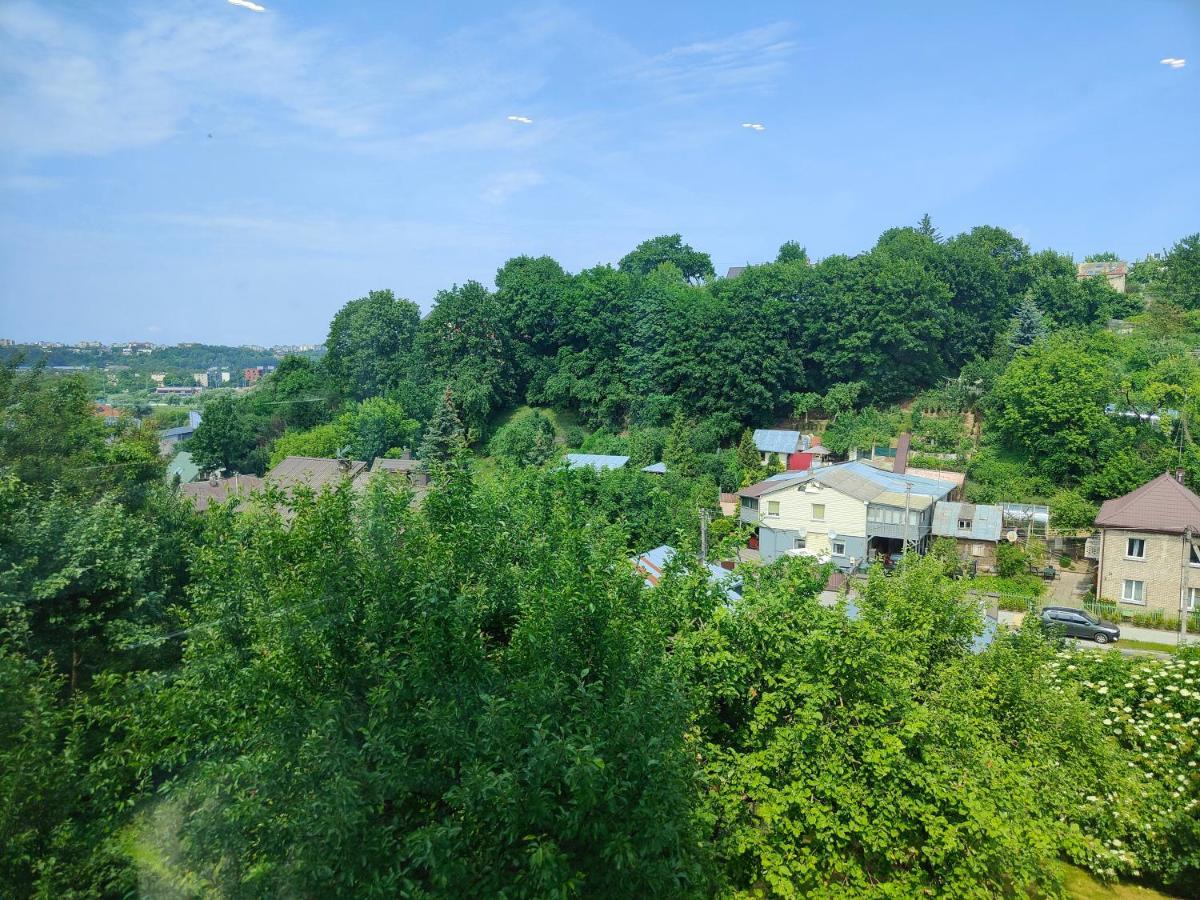 Green Hill Valley Apartments Каунас Екстериор снимка