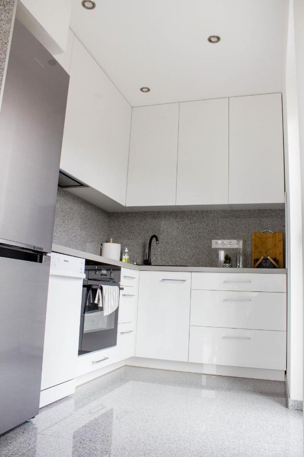 Green Hill Valley Apartments Каунас Екстериор снимка