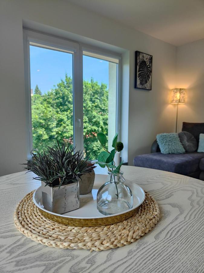 Green Hill Valley Apartments Каунас Екстериор снимка